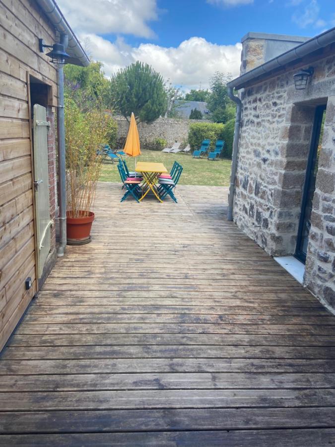 Le Cottage De La Baie Carolles Exterior photo